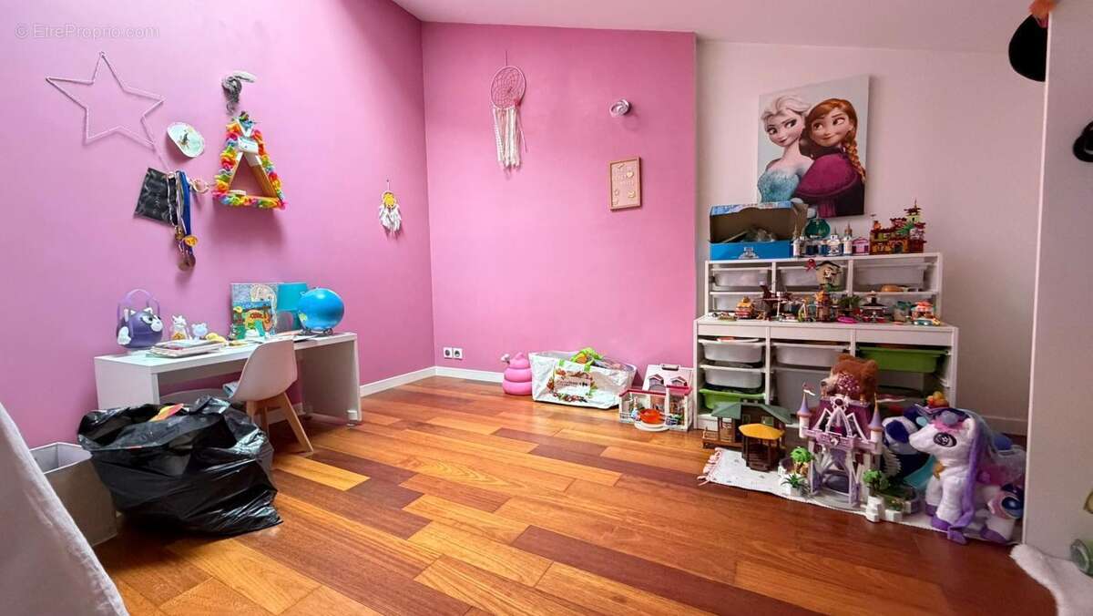 Maison à NEUILLY-PLAISANCE