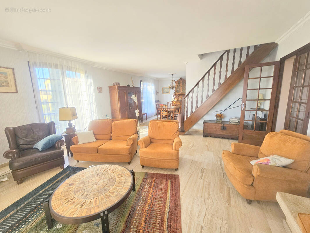 Maison à SAINT-JEAN-DE-VEDAS