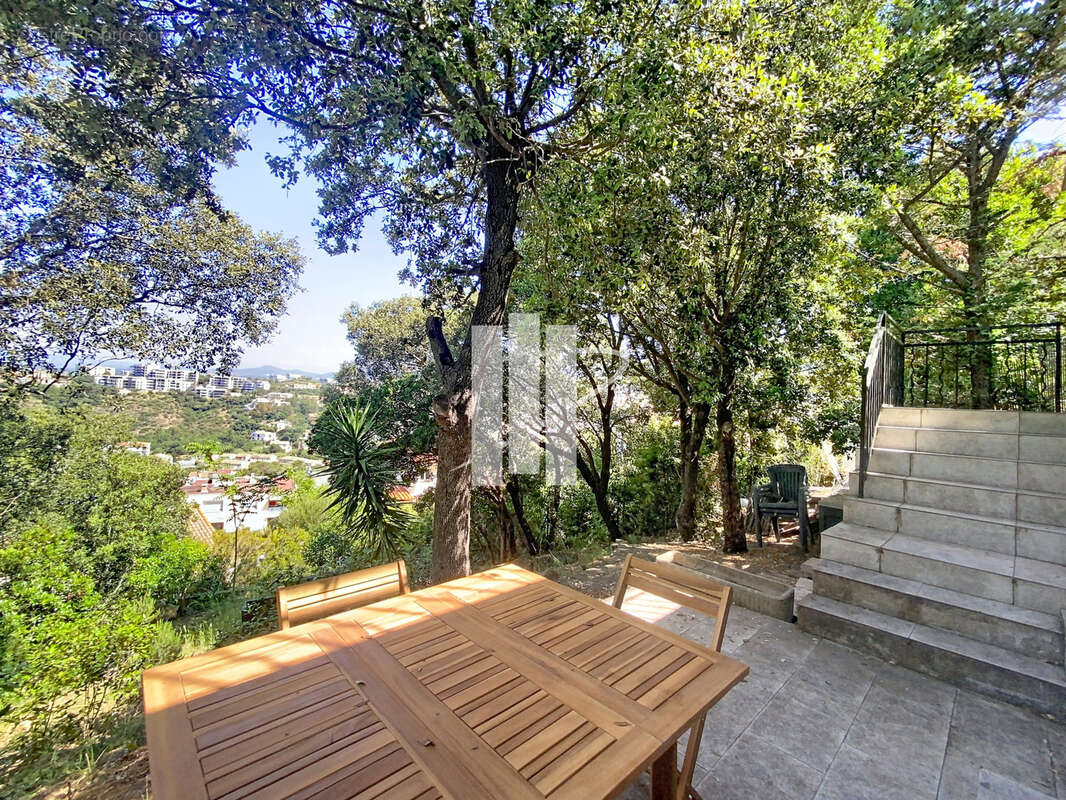 Appartement à SAINT-RAPHAEL
