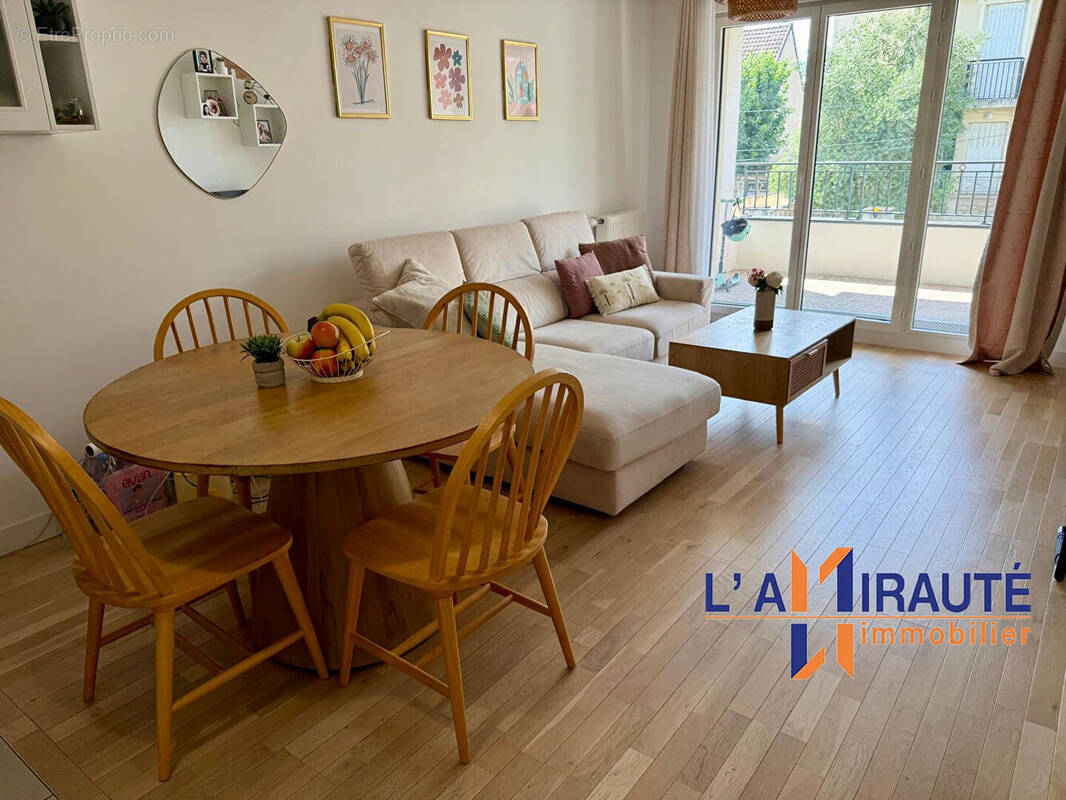 Appartement à MAISONS-LAFFITTE