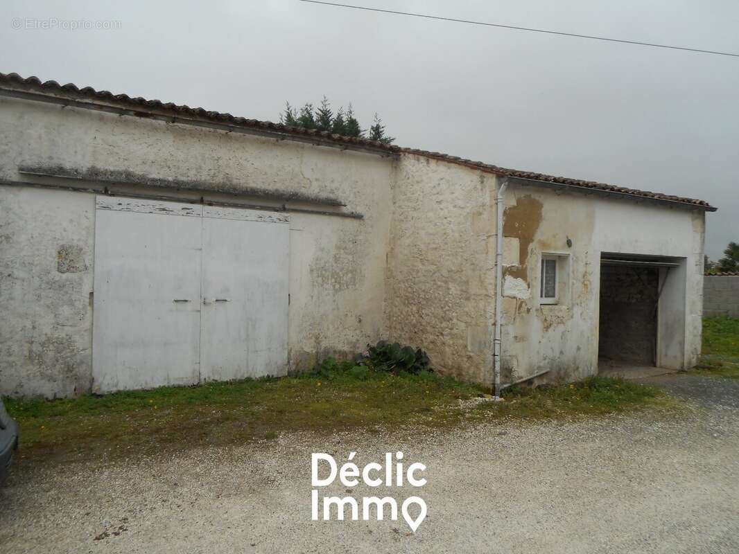 Maison à SAINTE-GEMME