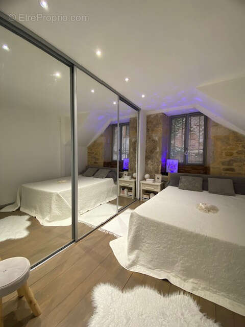 Maison à PUY-L'EVEQUE