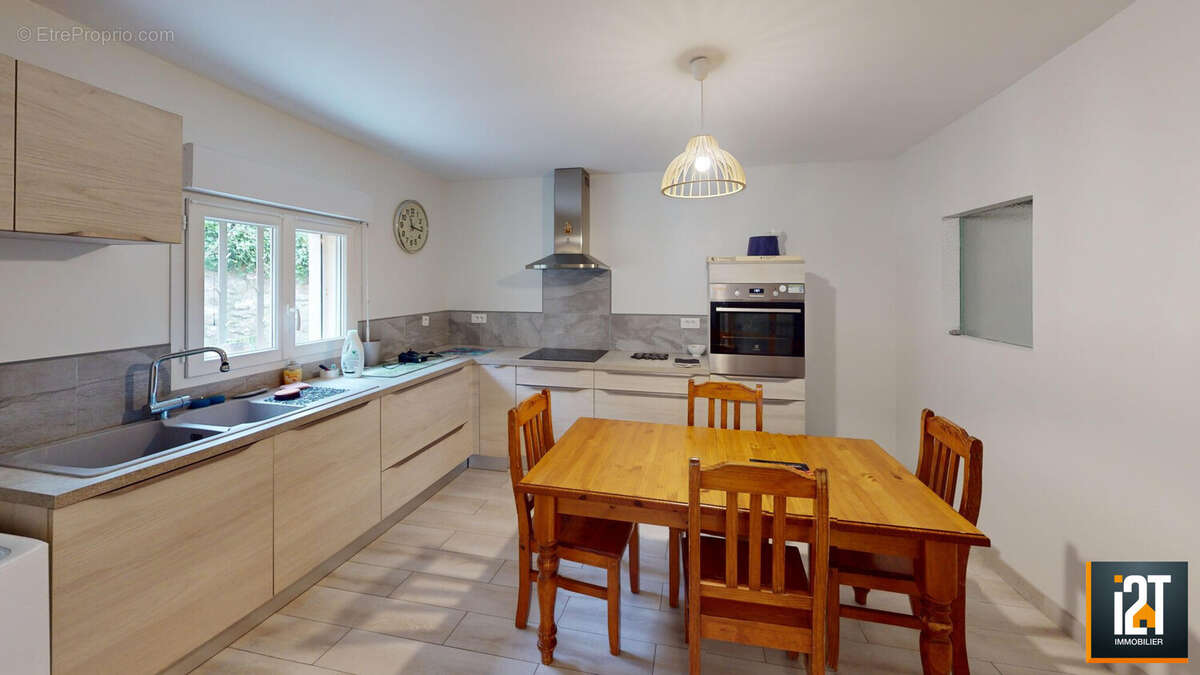 Maison à SAINT-BAUZELY