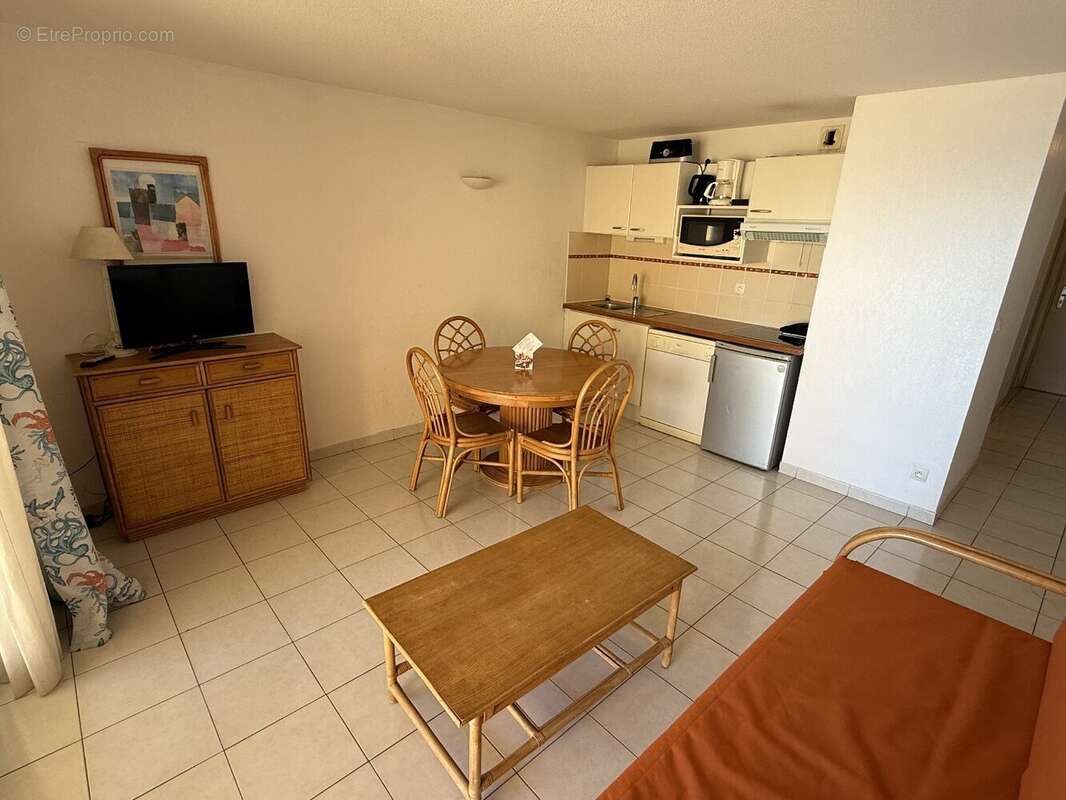 Vue mer à Valras-Plage ! Appartement T2 - photo 2