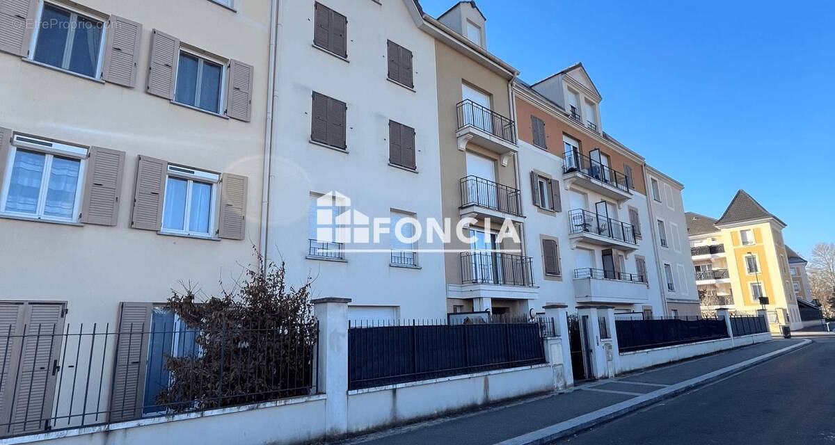 Appartement à VAUREAL