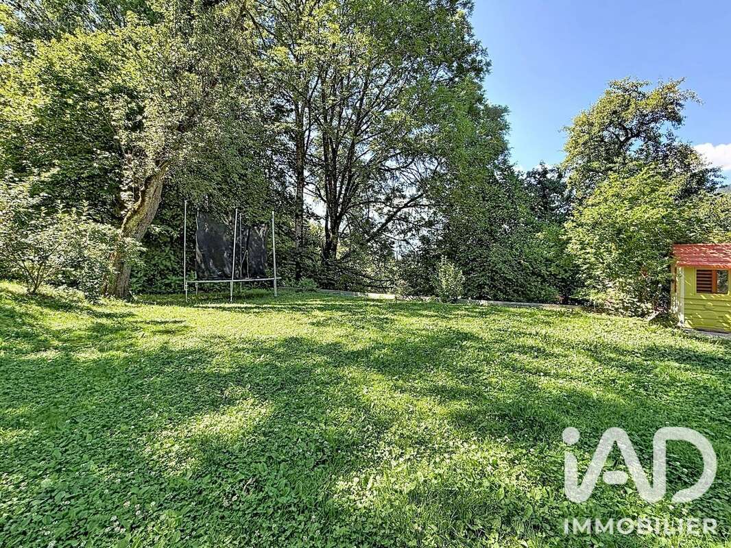 188 m² à Araches-La-Frasse  - photo 9
