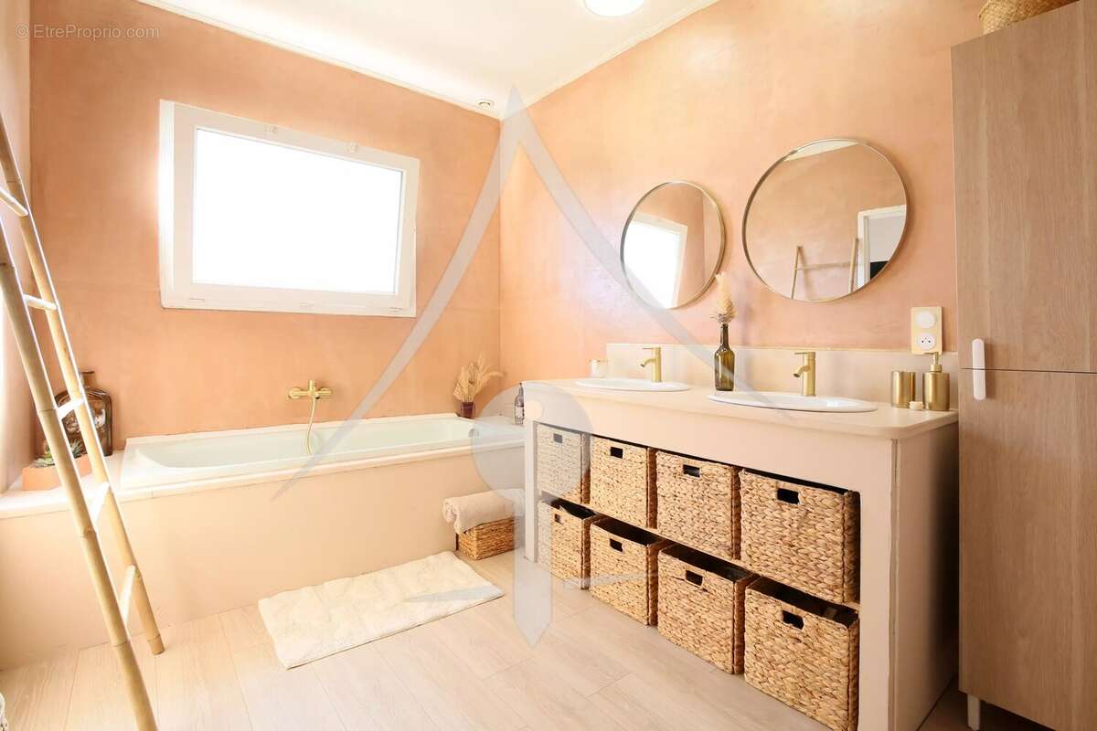 Maison 130 m² à Lavernose-Lacasse (31410) – Vue Pyrénées. spa & terrasse - photo 14