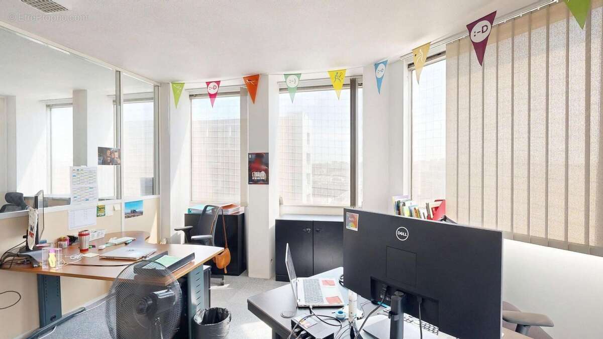 Plateau de Bureaux 14 rue Scandicci - photo 5