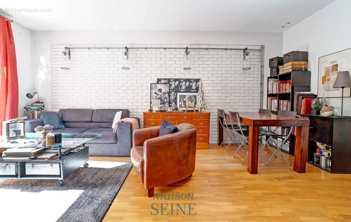Appartement à LEVALLOIS-PERRET