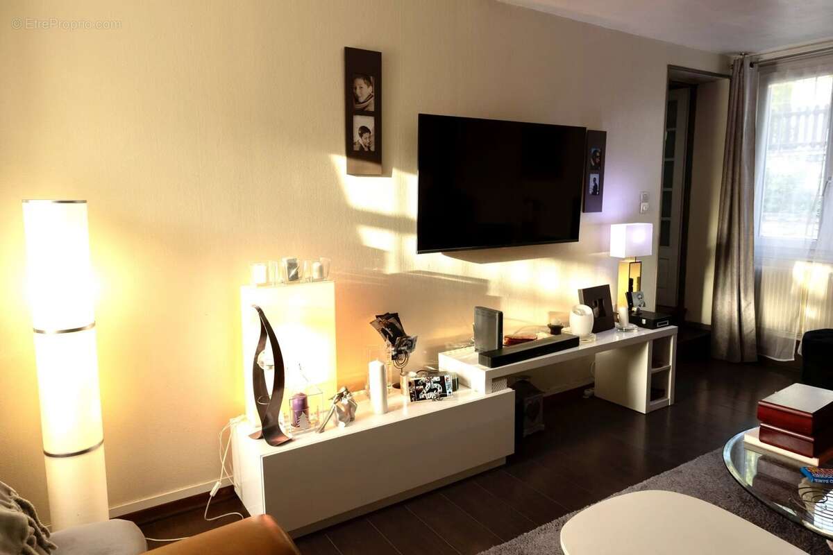 Maison à SAINT-PIERRE-SUR-DIVES