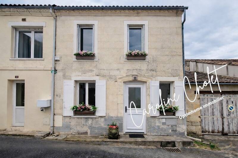 Maison à GREZILLAC