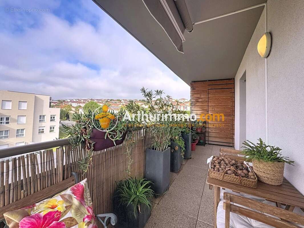 Appartement à L&#039;ISLE-D&#039;ABEAU