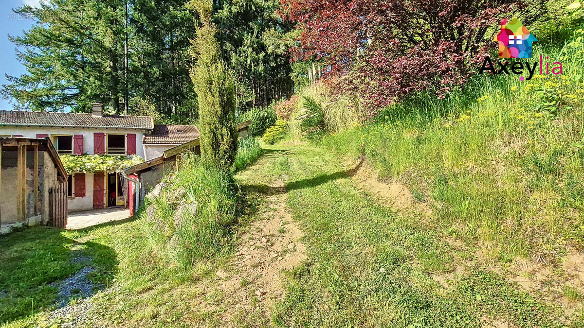 Maison à AIGUEPERSE