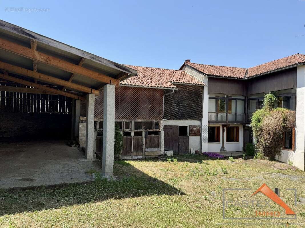 EXCLUSIVITÉ  Maison ancienne avec vue sur le Cagire  Proche Aspet (31160) - photo 16
