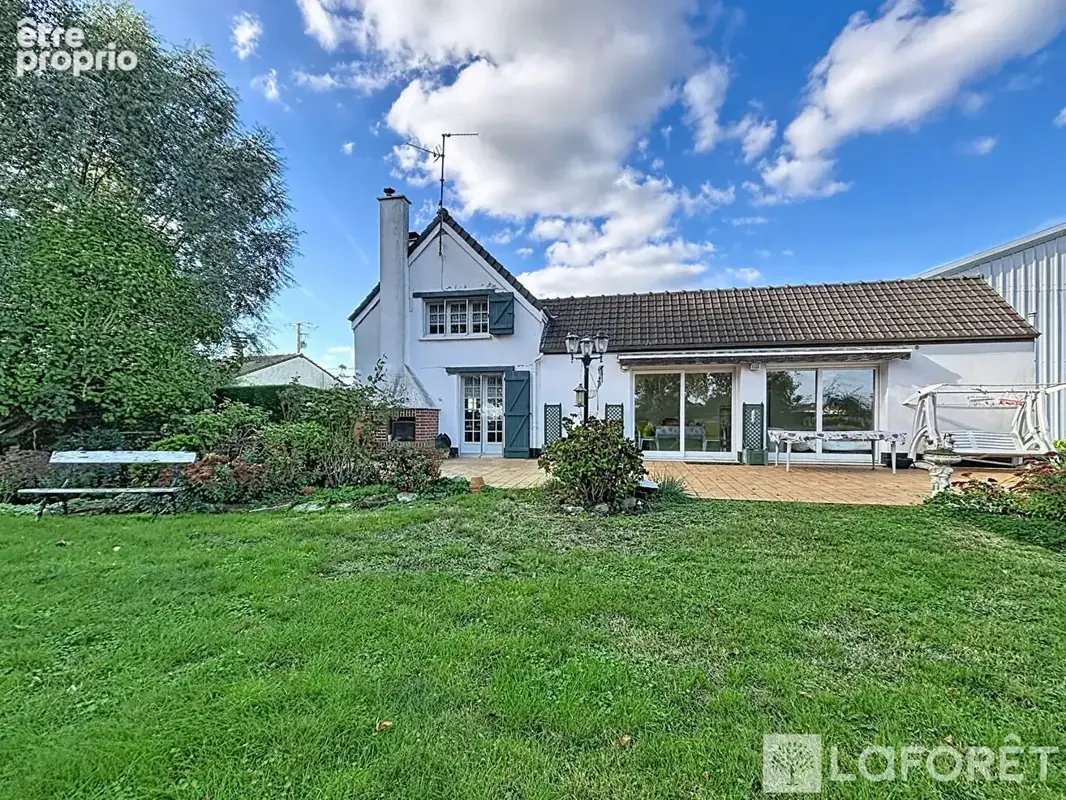 Maison 6 pièces 220 m² à vendre à Lestrem (62136) - photo 3
