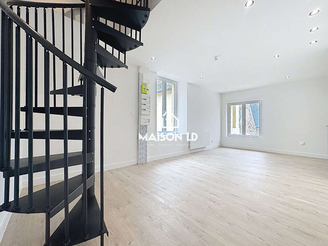 Appartement Bayeux 2 pièce(s) 60 m2 - photo 9