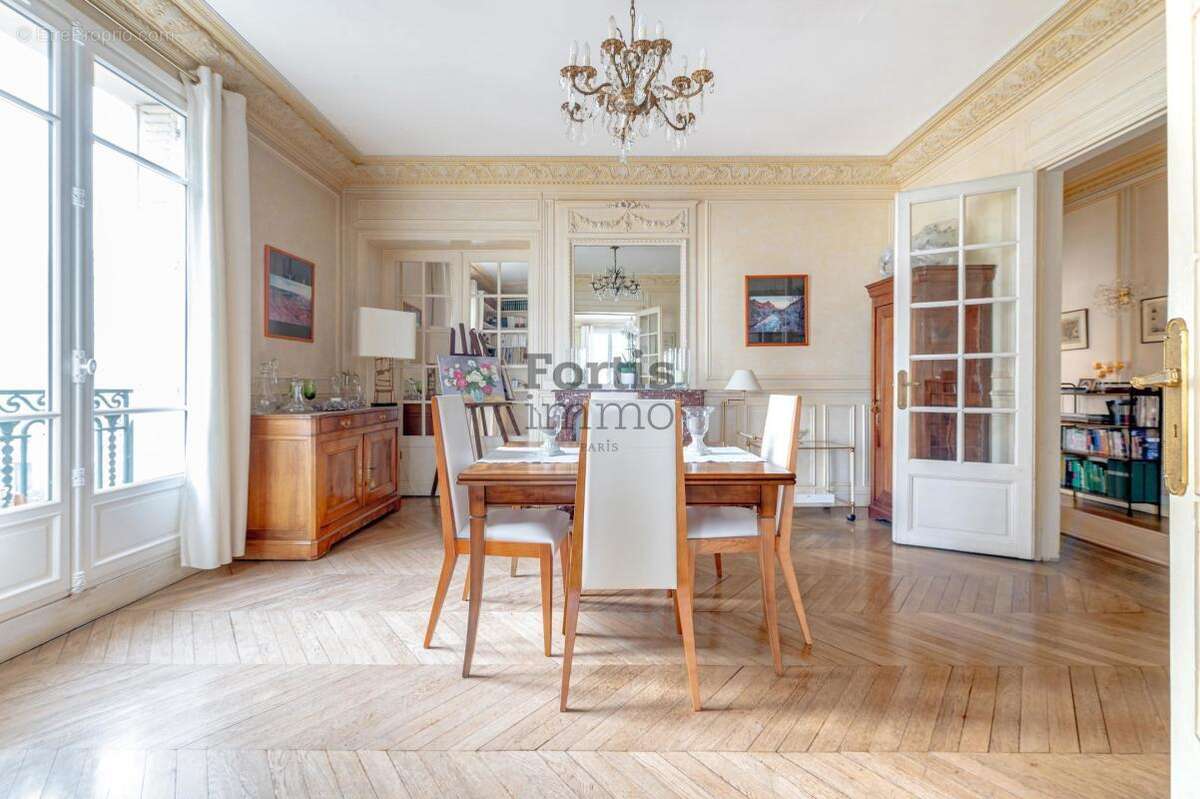 Appartement à LE RAINCY