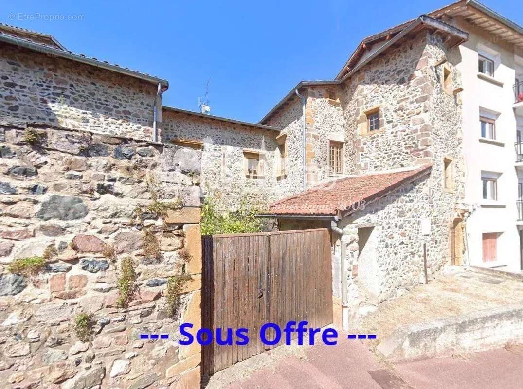 Maison à SAVIGNY