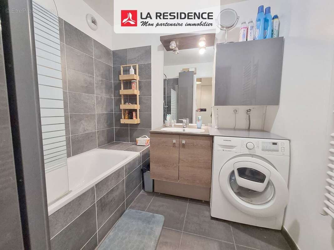 Appartement à SAINT-DENIS
