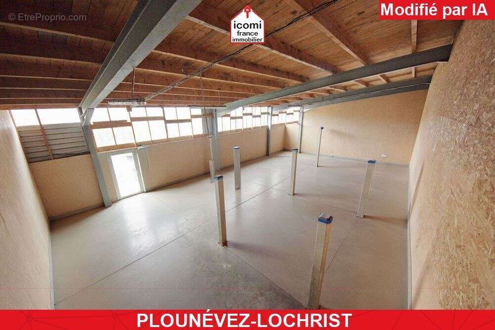 Commerce à PLOUNEVEZ-LOCHRIST
