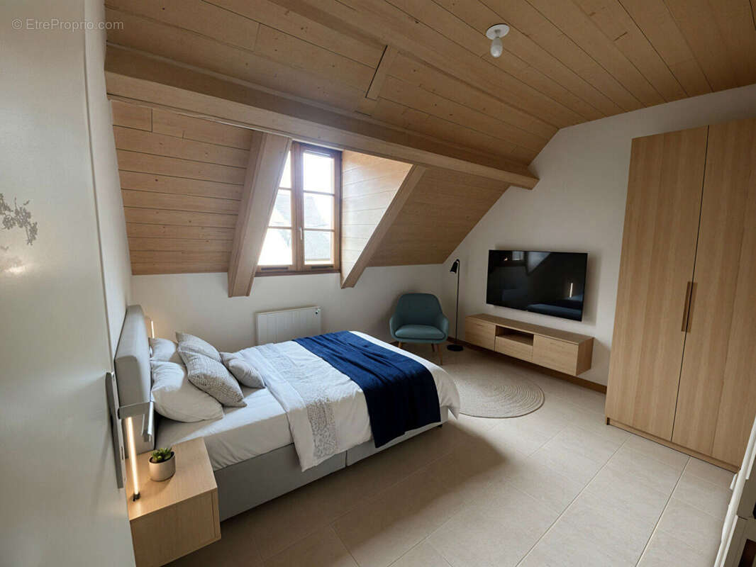 Maison à HOUDAN