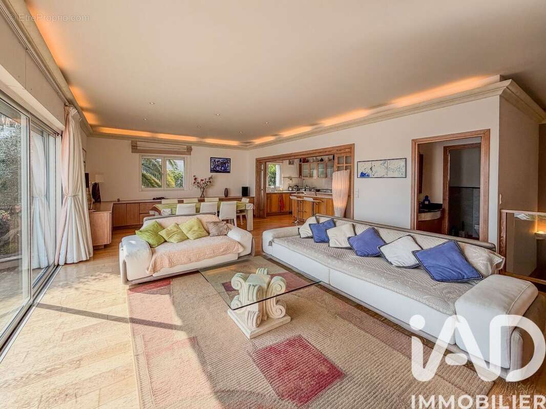 Photo 6 - Maison à FREJUS