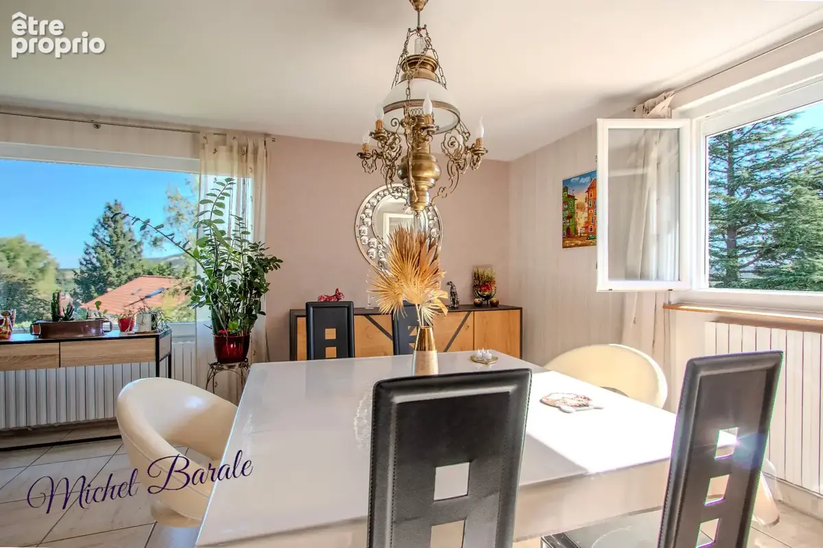 Dardilly – propriété familiale de 222 m² – 6 chambres – t2 indépendant – terrain de 1 647 m² – vue panoramique - photo 6