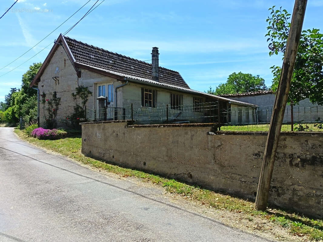 Maison à CHIMILIN
