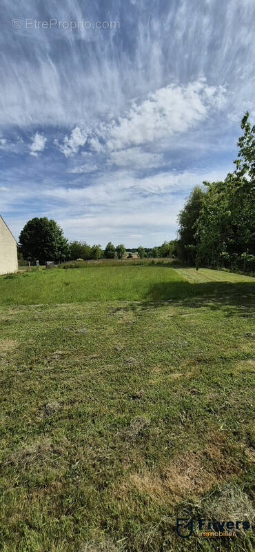 Terrain à SAINT-HILAIRE-LES-ANDRESIS