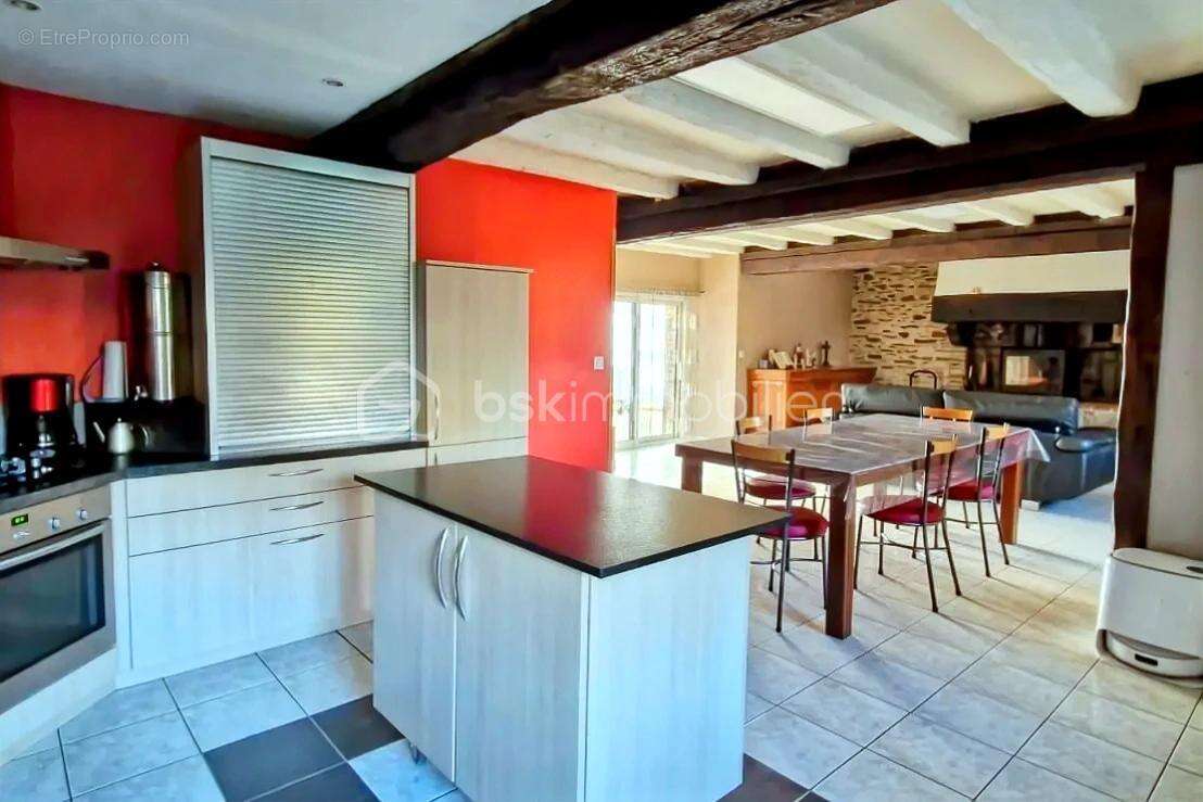 Maison à CHATEAUBOURG