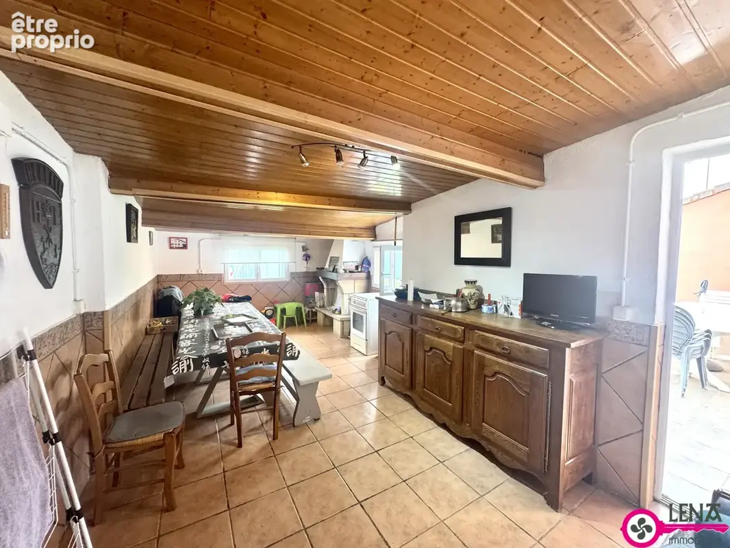 Maison T4 en très bon état, avec terrasses, jardins et garage - photo 12