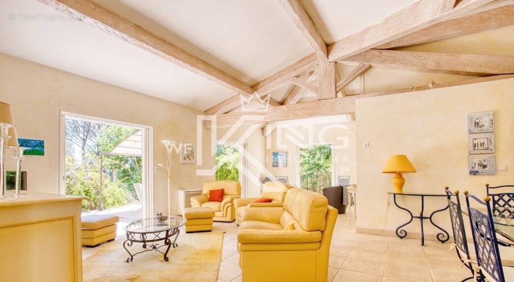 Maison à SAINT-RAPHAEL