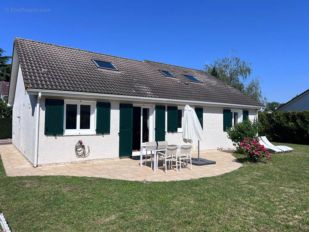Maison à MAREIL-SUR-MAULDRE