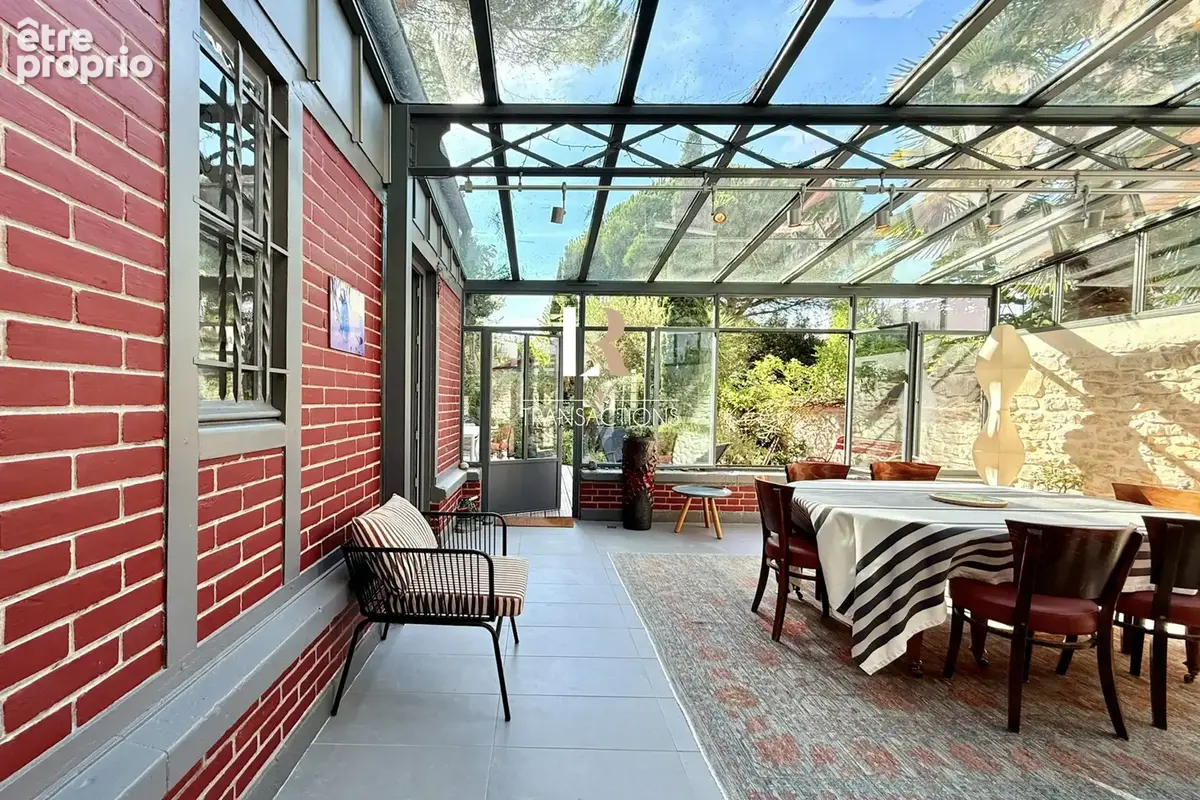 LR Transactions - La Genette - Maison de caractère avec joli jardin arboré - photo 7