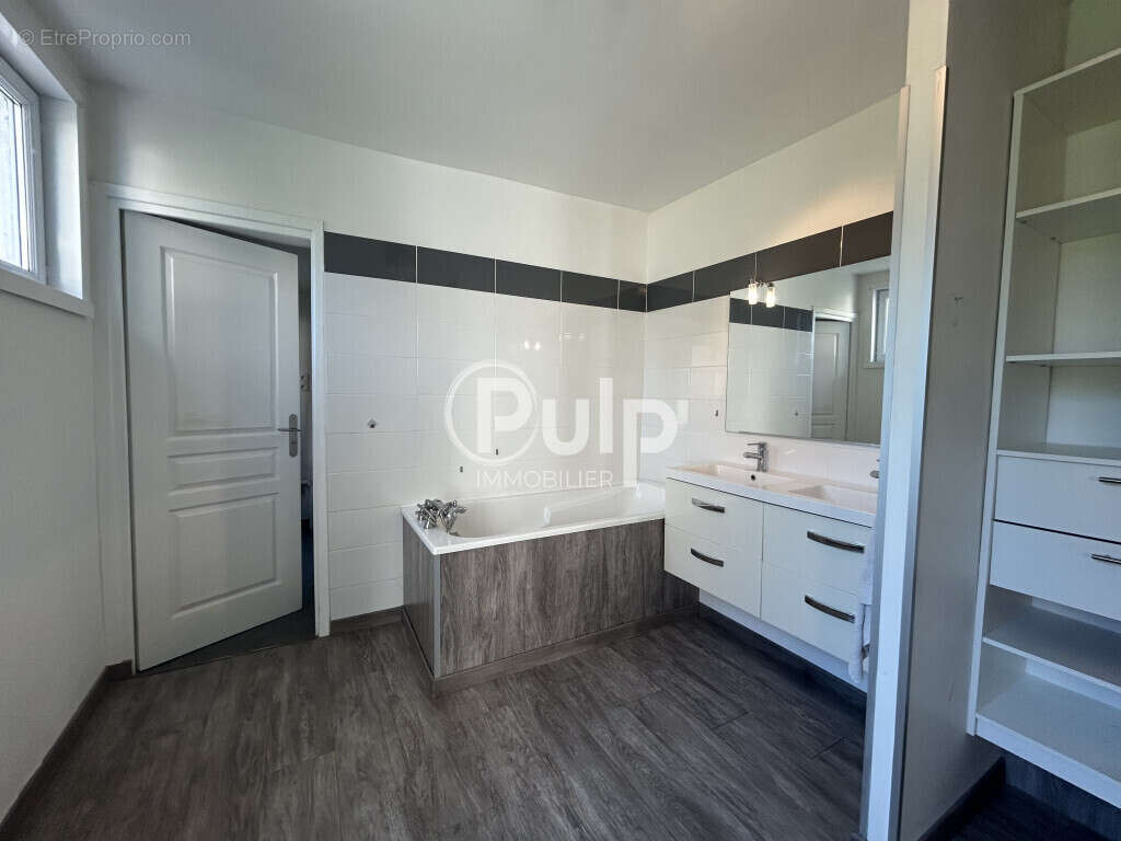 Maison à STEENBECQUE