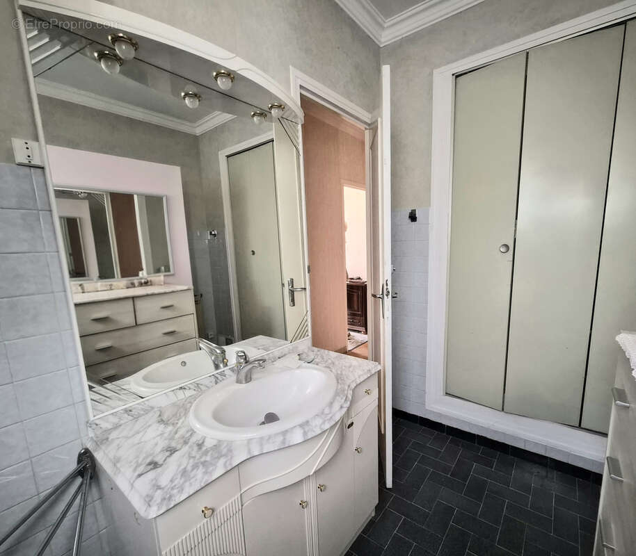 Maison à SAINT-PRIVAT-DES-VIEUX