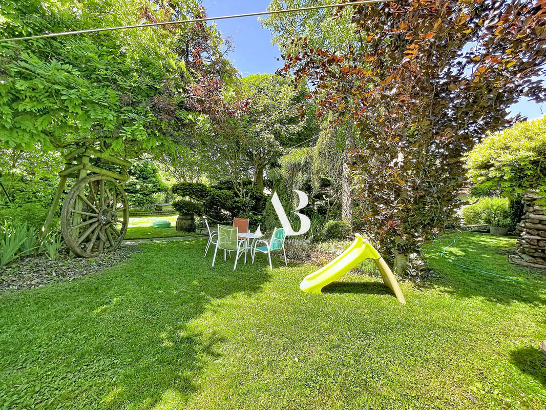 Maison à LA CHAPELLE-GAUTHIER