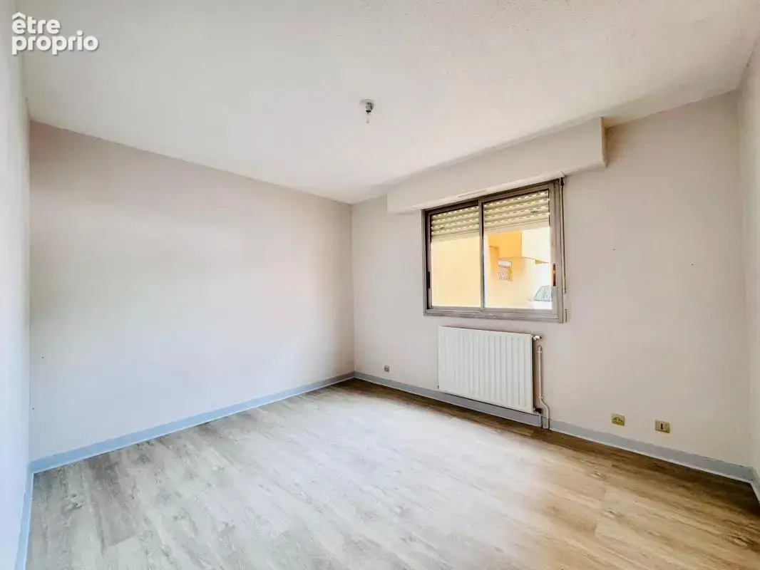 Appartement À Vendre - photo 3