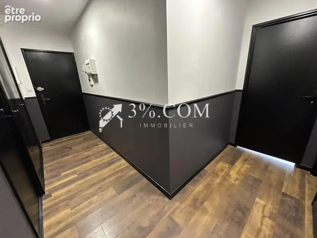 Appartement  48 m2 - une chambre - cave- garage fermé - nanc - photo 2