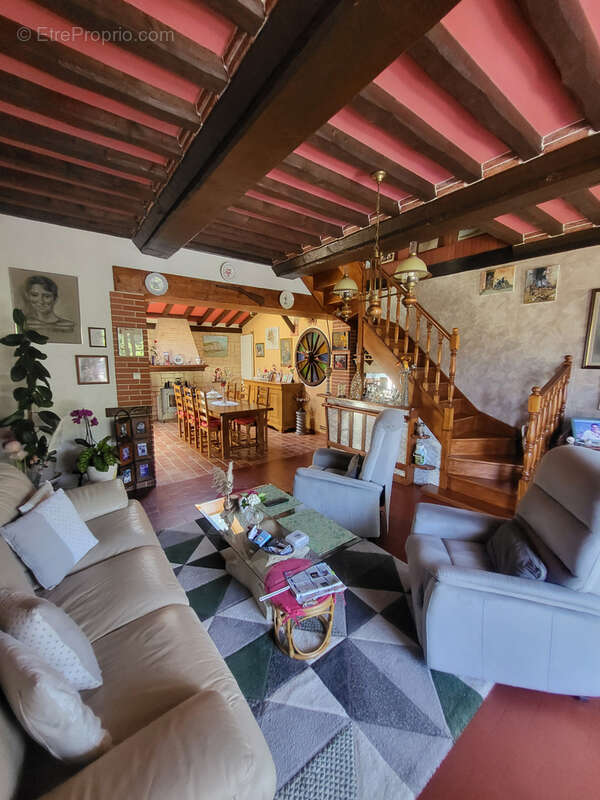 Propriété avec garage,  jardin et piscine à vendre à Yport 76111 - photo 8