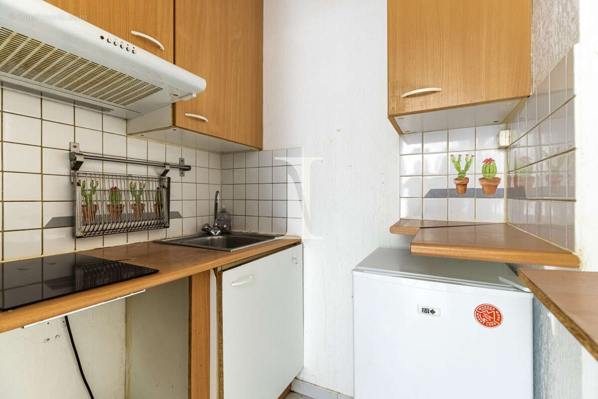Appartement à PARIS-14E