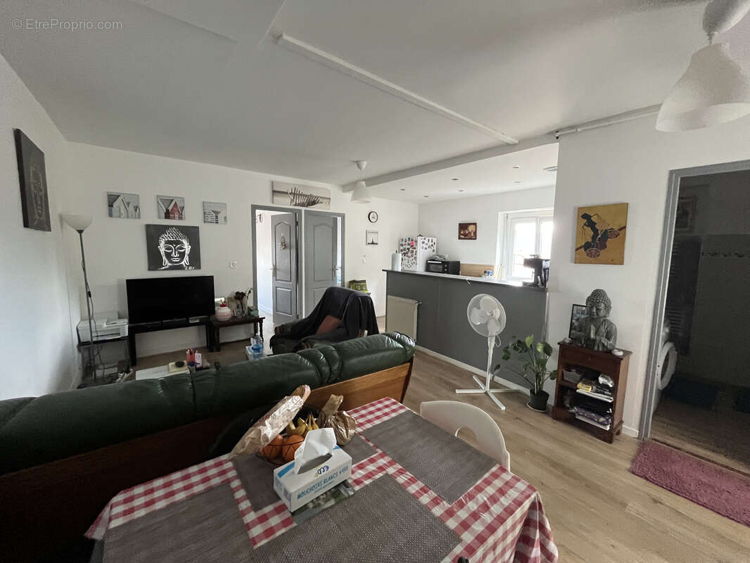 Appartement à SAINT-ETIENNE