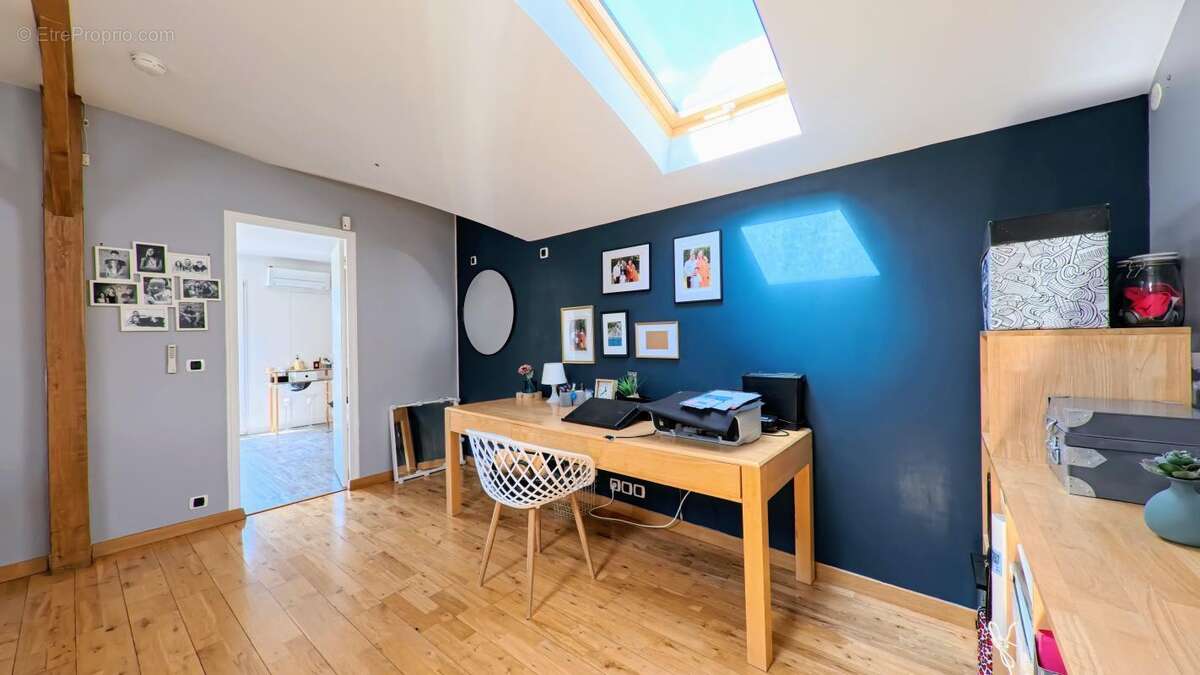 Maison à CHENNEVIERES-SUR-MARNE