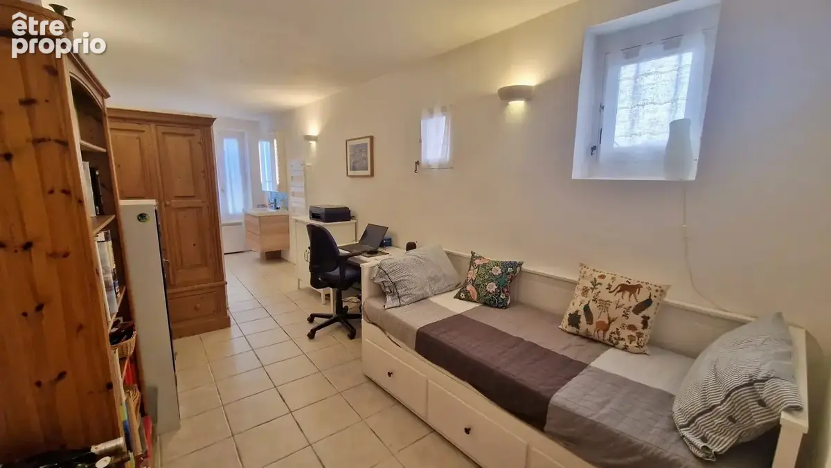 Maison 122 m² à Neffies  - photo 9
