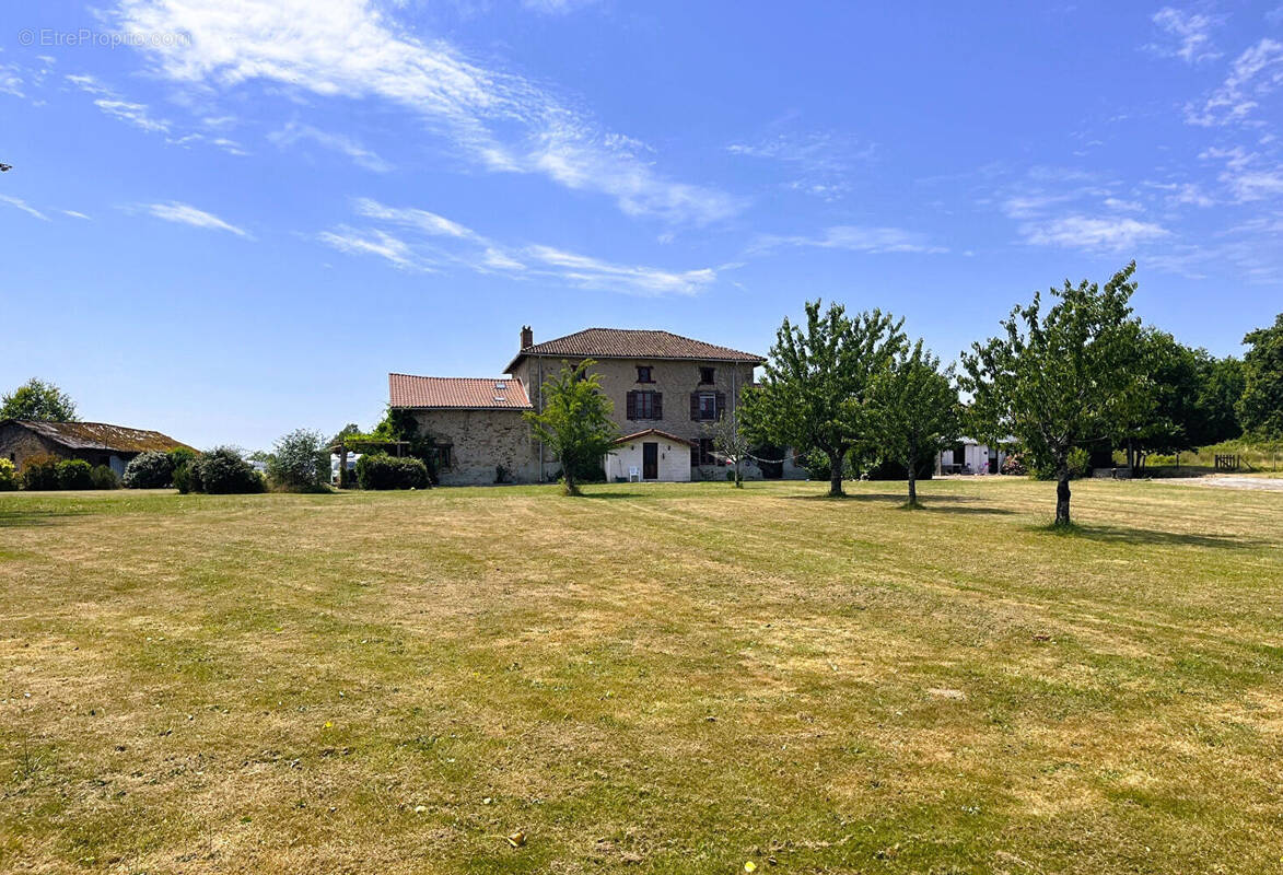 Maison à SAINT-BAZILE