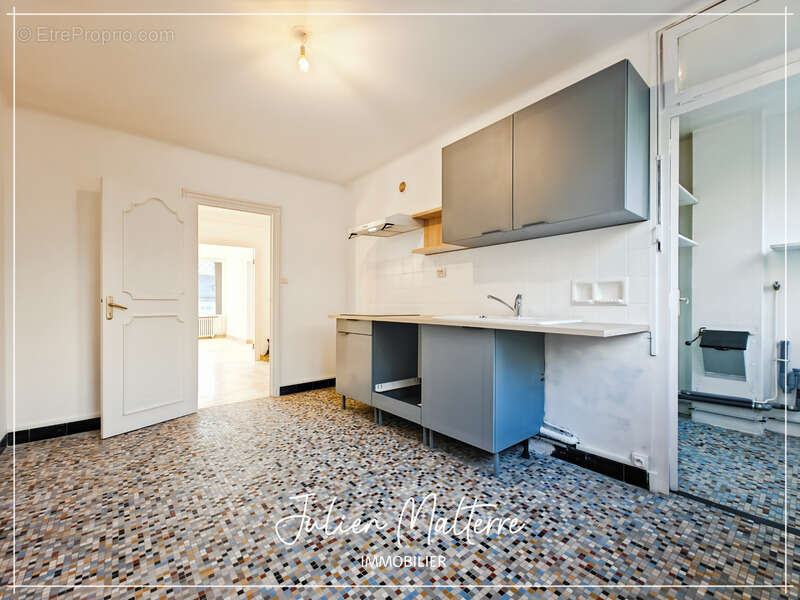 Appartement à SAINT-ETIENNE