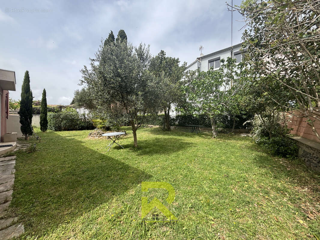 Villa 4 Faces Familiale d'Exception à Agde   137 m2 de Plain-Pied - photo 6
