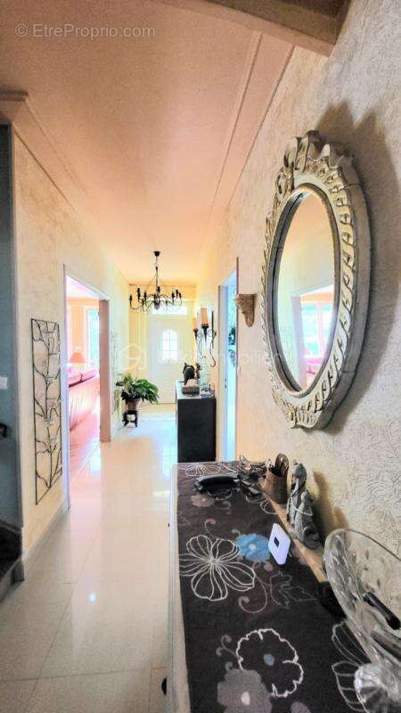 Maison à LABRUGUIERE