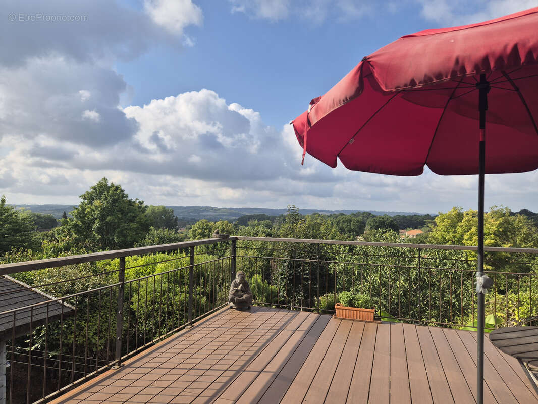 Maison contemporaine 130 m2 - St Astier - secteur privilégié - 4 chambres - arboré - - photo 10