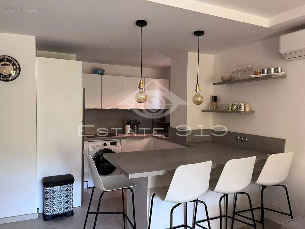 Appartement à MOUGINS